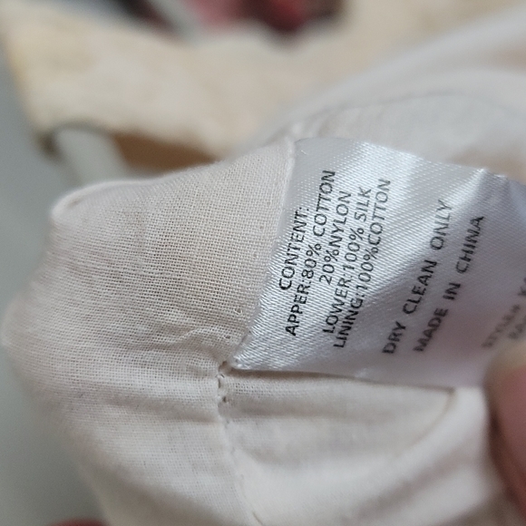 NWOT Lacy Beige Summer Dress with 100% Silk Skirt - Picture 8 of 8